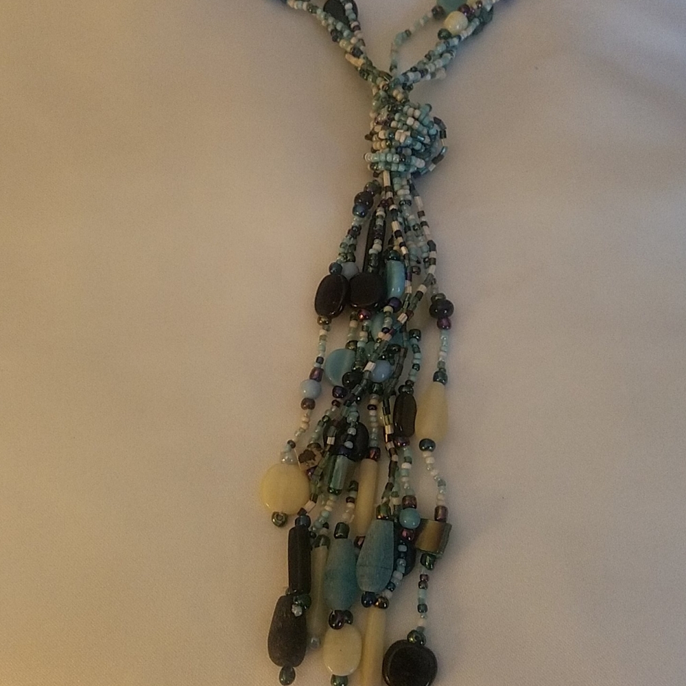 Necklace - Picture 2 of 3